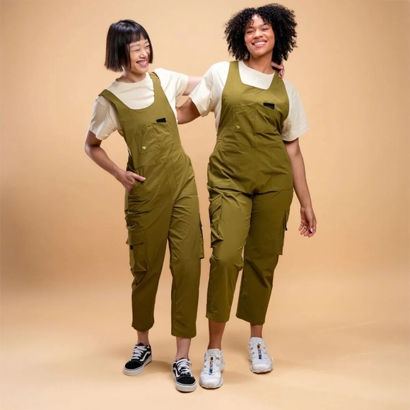 NWT Olive Green Women's Wondery Utility Jumpsuit - Picture 1 of 7